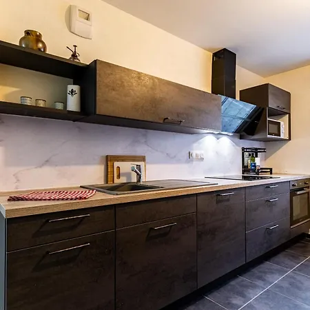 Proche Centre Republique *