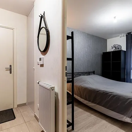 Proche Centre Republique Apartment