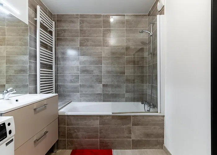 Proche Centre Republique