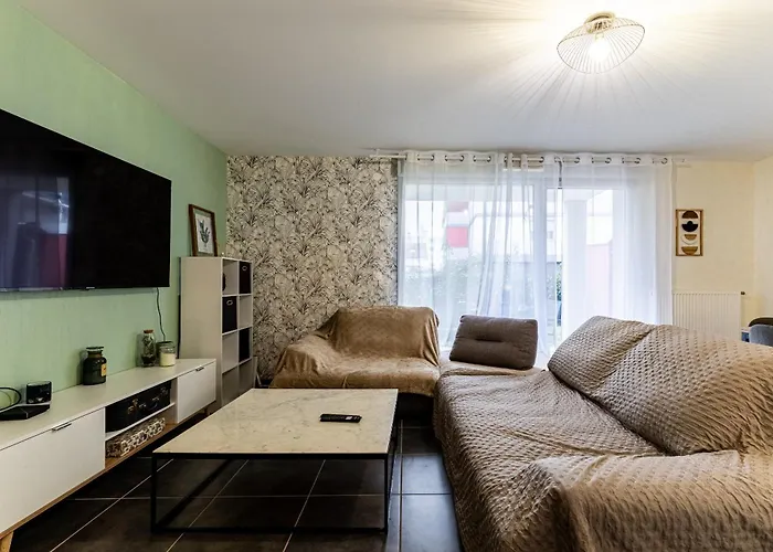 Proche Centre Republique